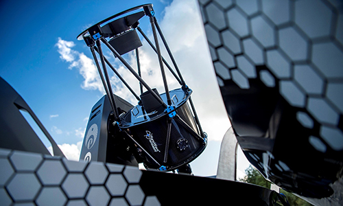 1538114834574953.jpg 裝載望遠鏡拖車以及“PlaneWave”的天文臺級別望遠鏡 2(5文章內).jpg